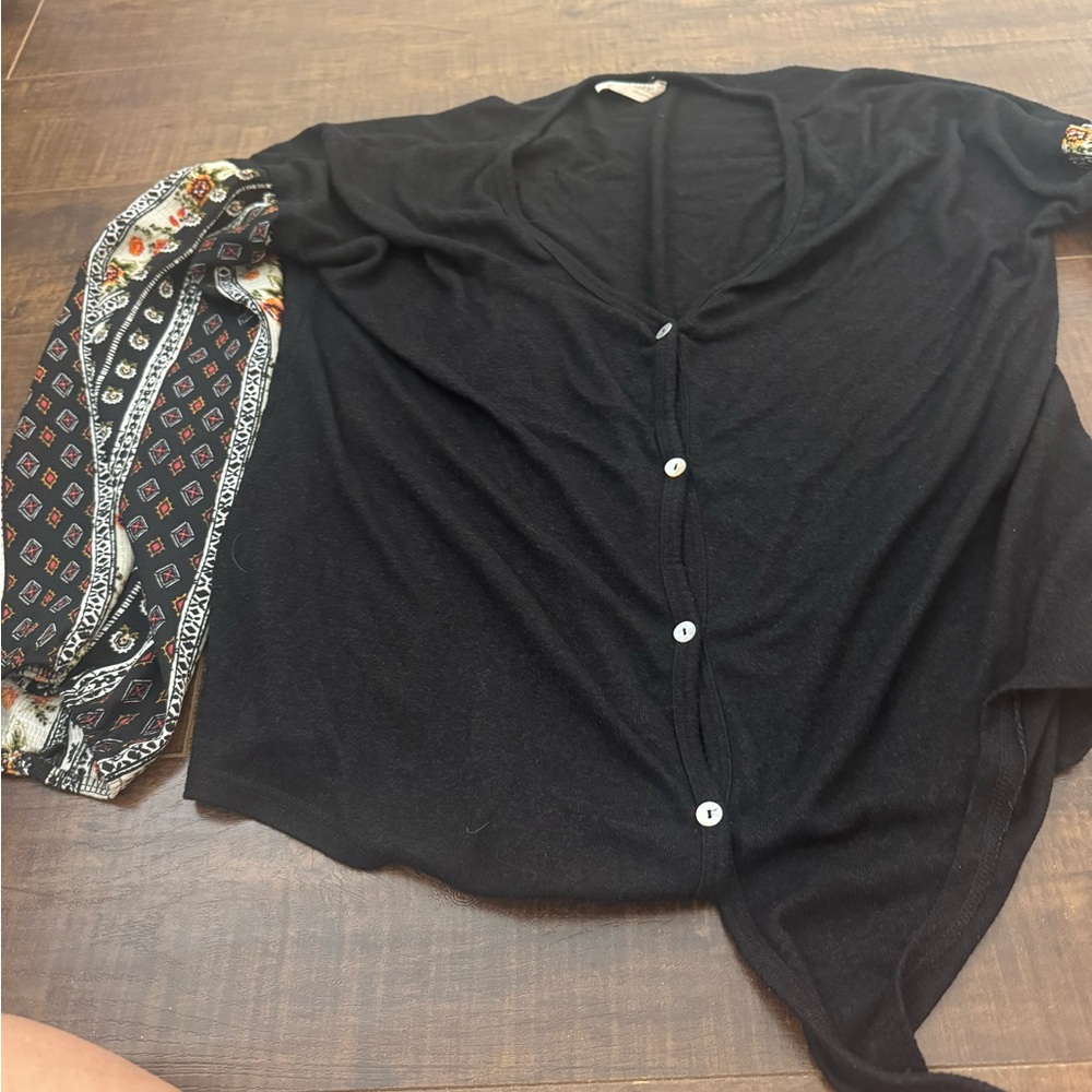 Peach Love California Black Blouse with Patterned Sleeves
